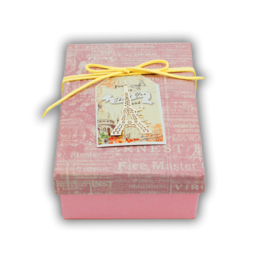 Розовая коробка с башней (max 500gr)